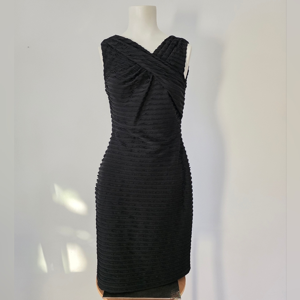 Calvin Klein Textured Ruched Sheath Dress – Size 2